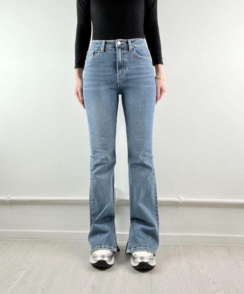 Cara Jeans