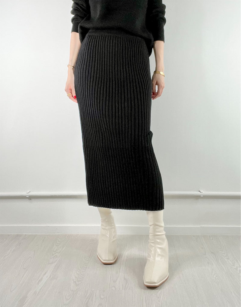 Janelle Knit Skirt Black