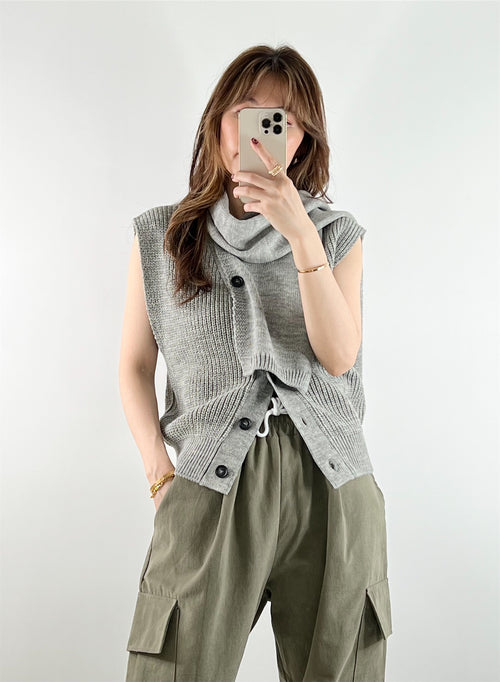 Rylee Knitted Vest Gray